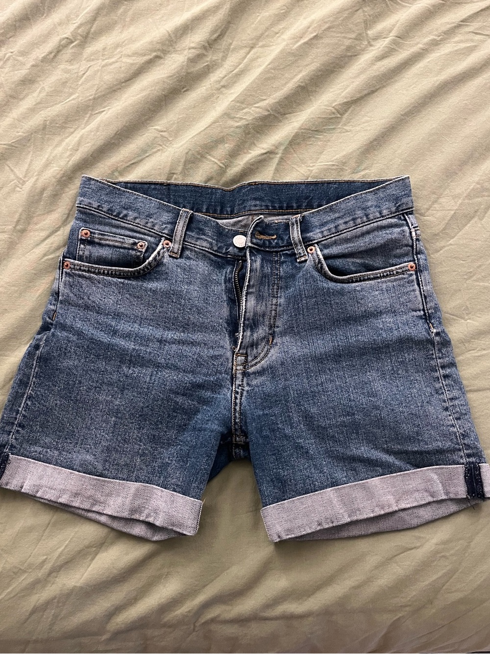 Weekday Jean shorts size 28